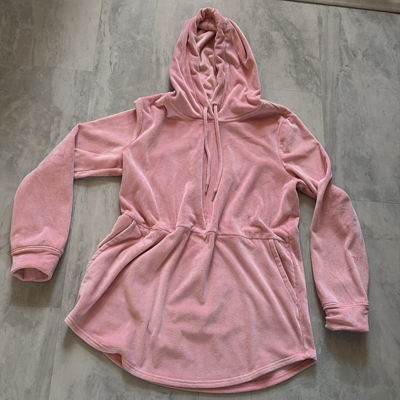 Lands End  Hoodie Velour  pink blush pull over  long sleeves  pockets NWOT Sz. M - Picture 2 of 13
